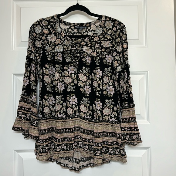 American eagle floral top - Picture 1 of 6